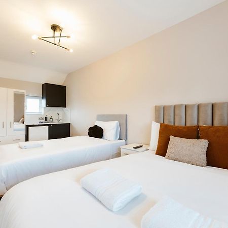 West Drayton Self Contained Studios Luaran gambar
