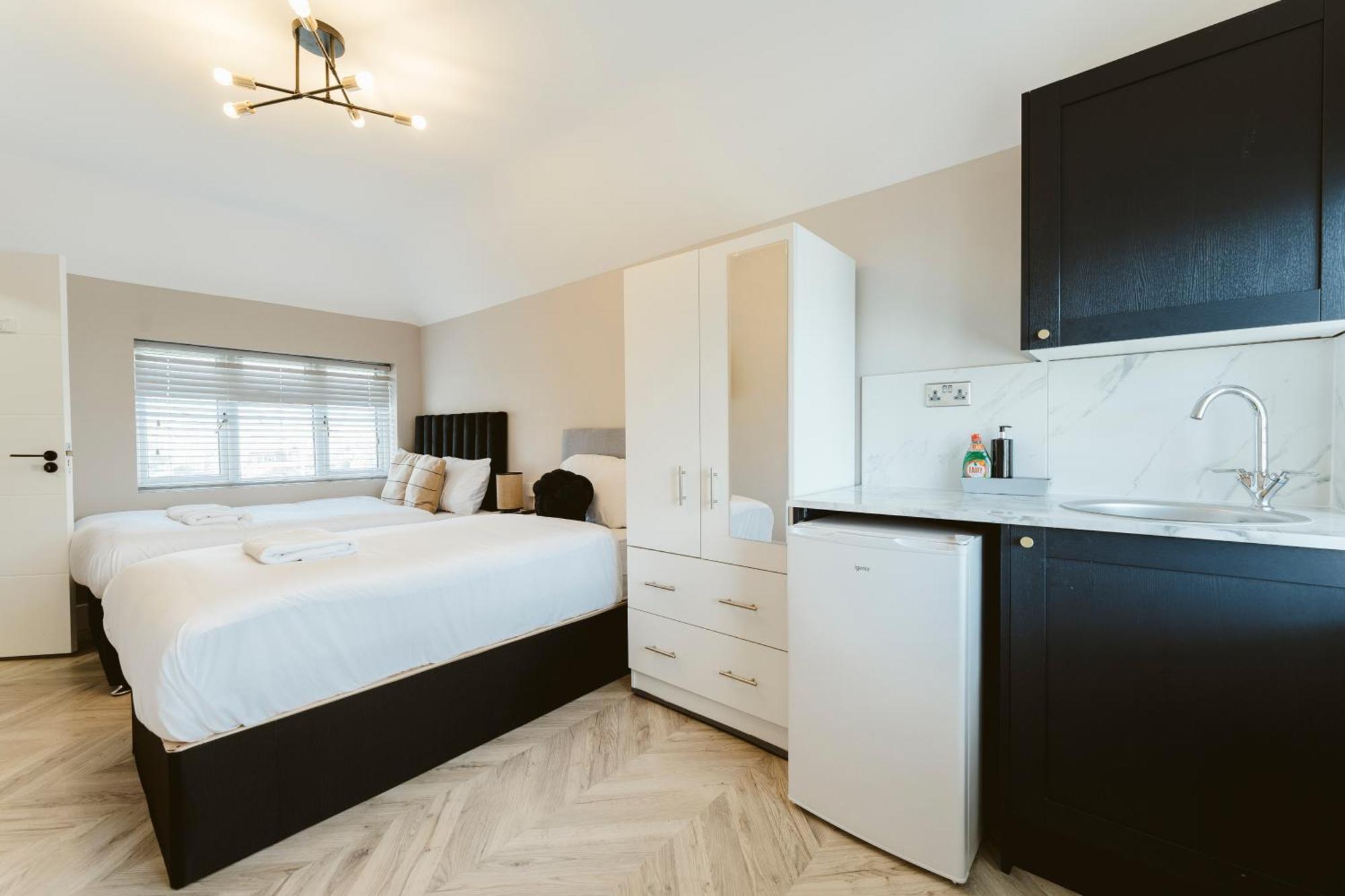 West Drayton Self Contained Studios Luaran gambar
