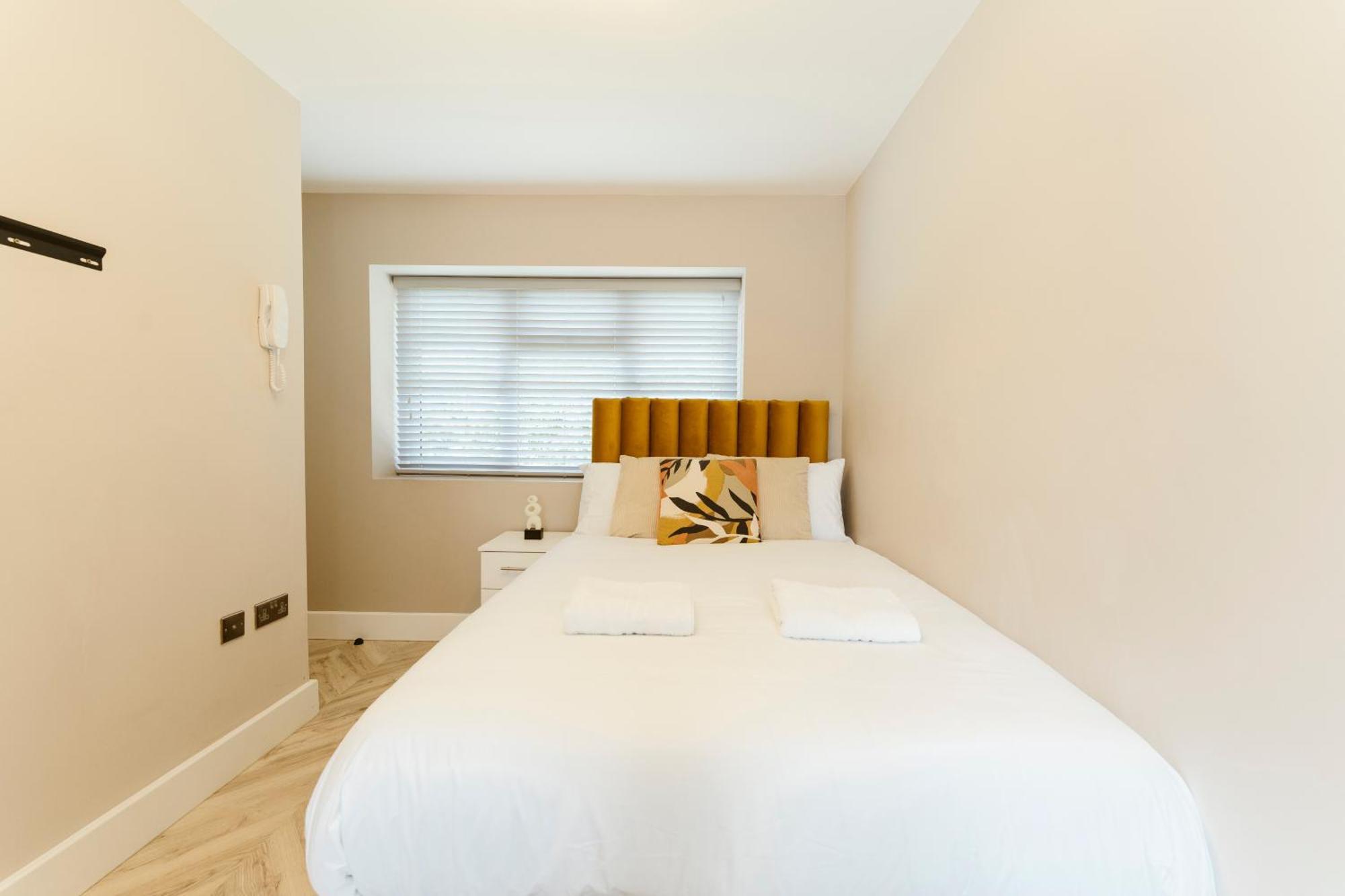 West Drayton Self Contained Studios Luaran gambar