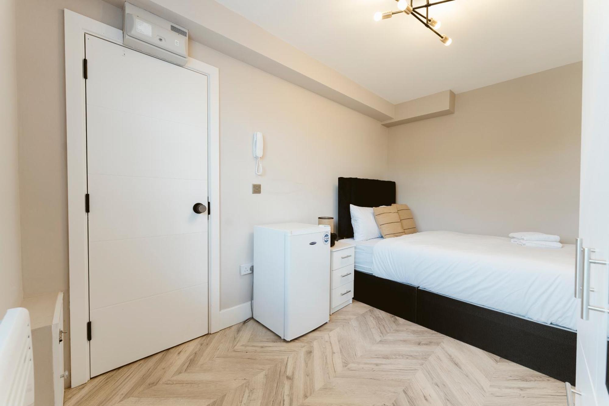 West Drayton Self Contained Studios Luaran gambar